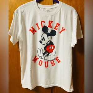 Disney Mickey Mouse Graphic Tshirt  NWOT